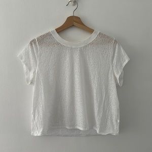 Lululemon cropped white t-shirt - size 10